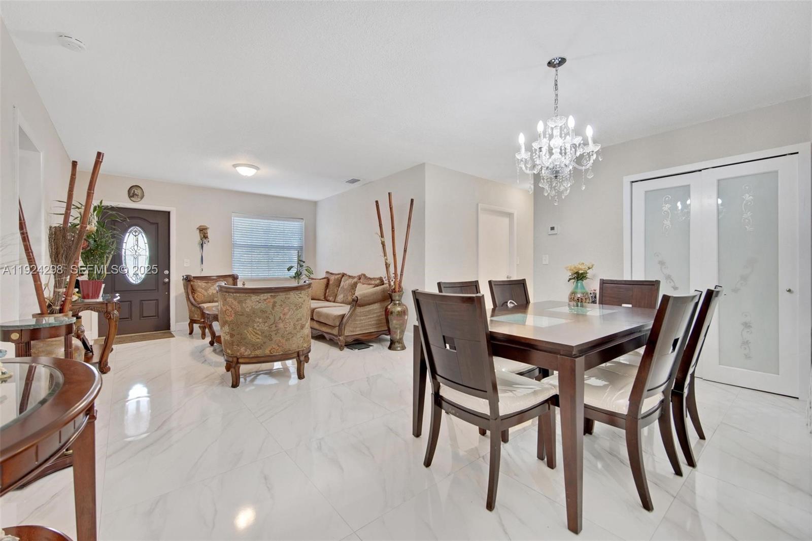 RICH HEIGHTS - Residential