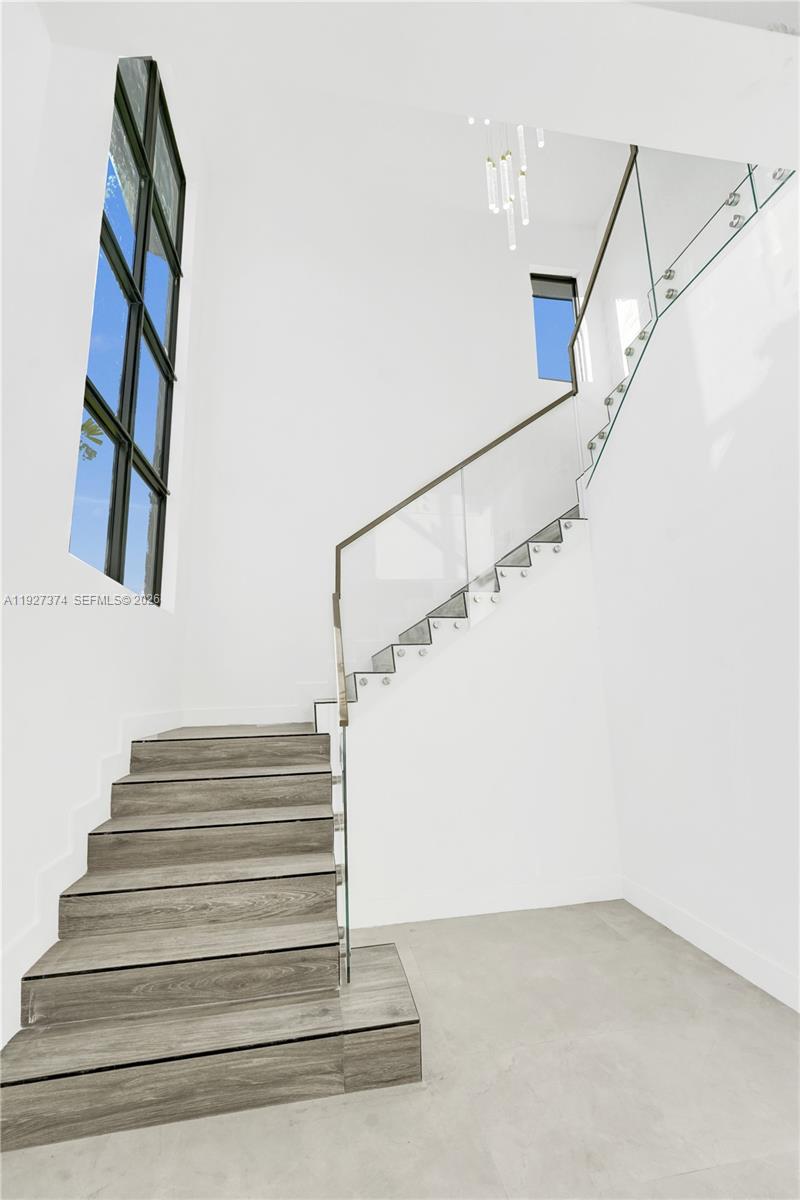 Casuarinas - Residential