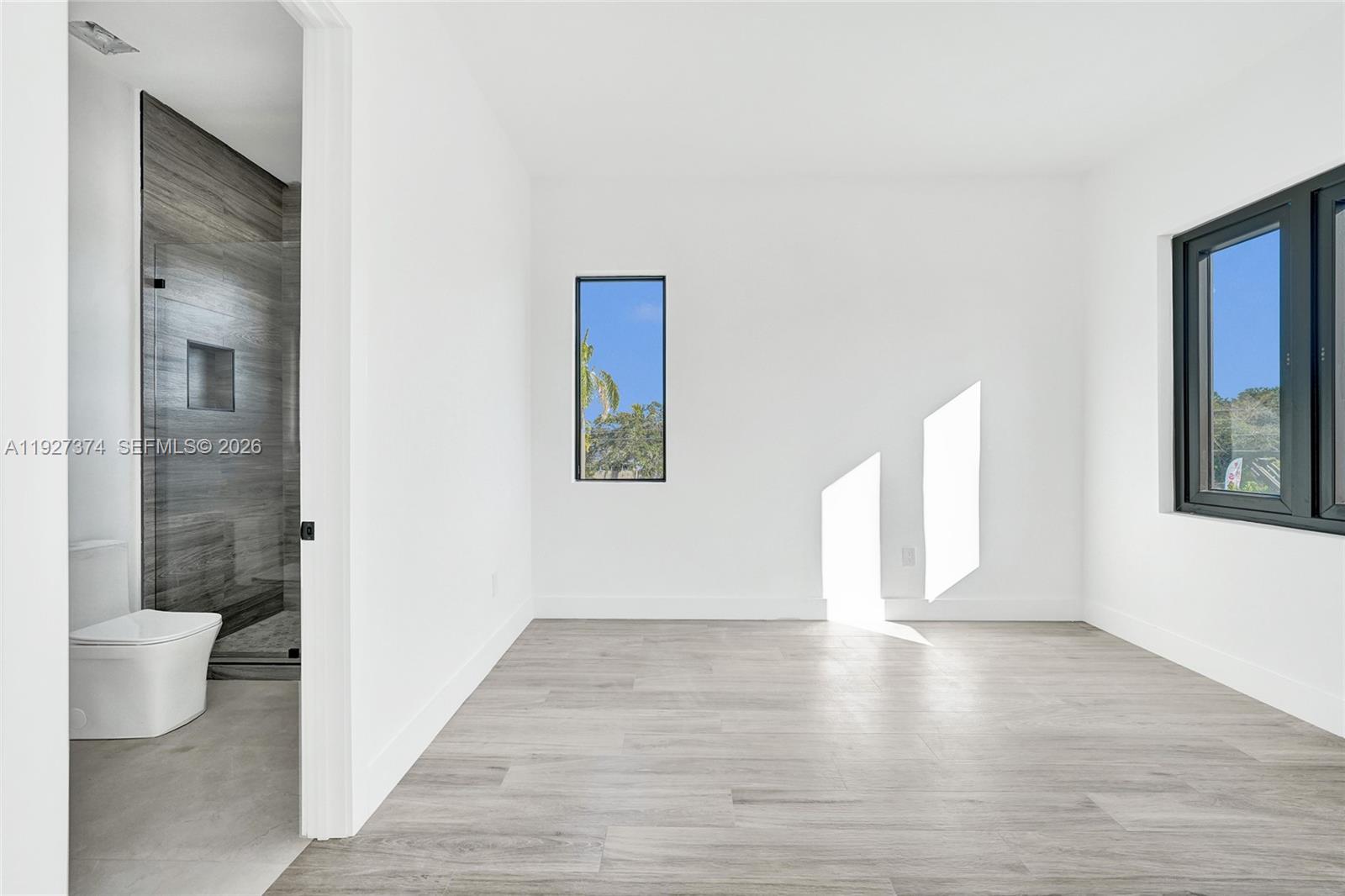 Casuarinas - Residential