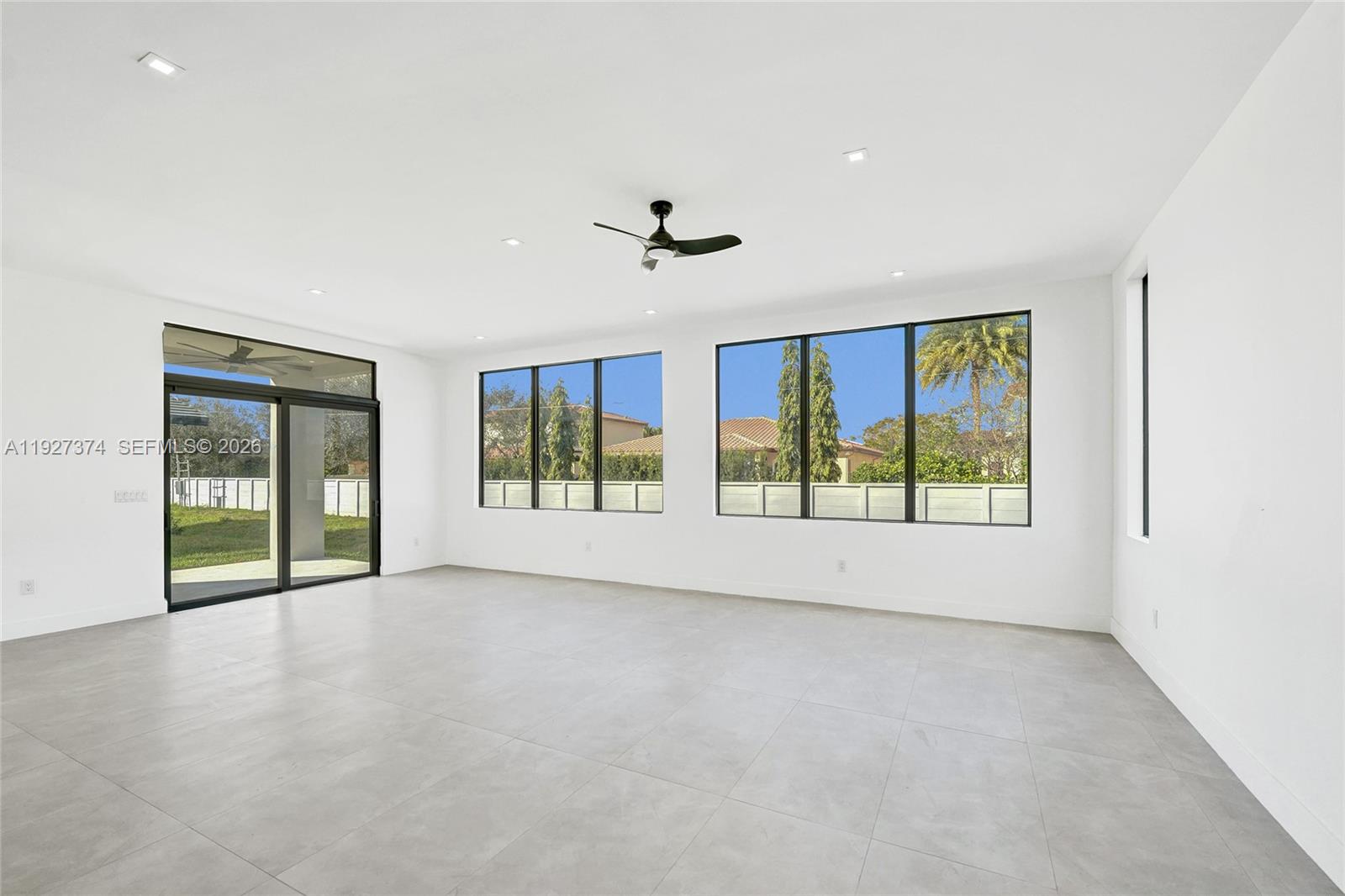 Casuarinas - Residential