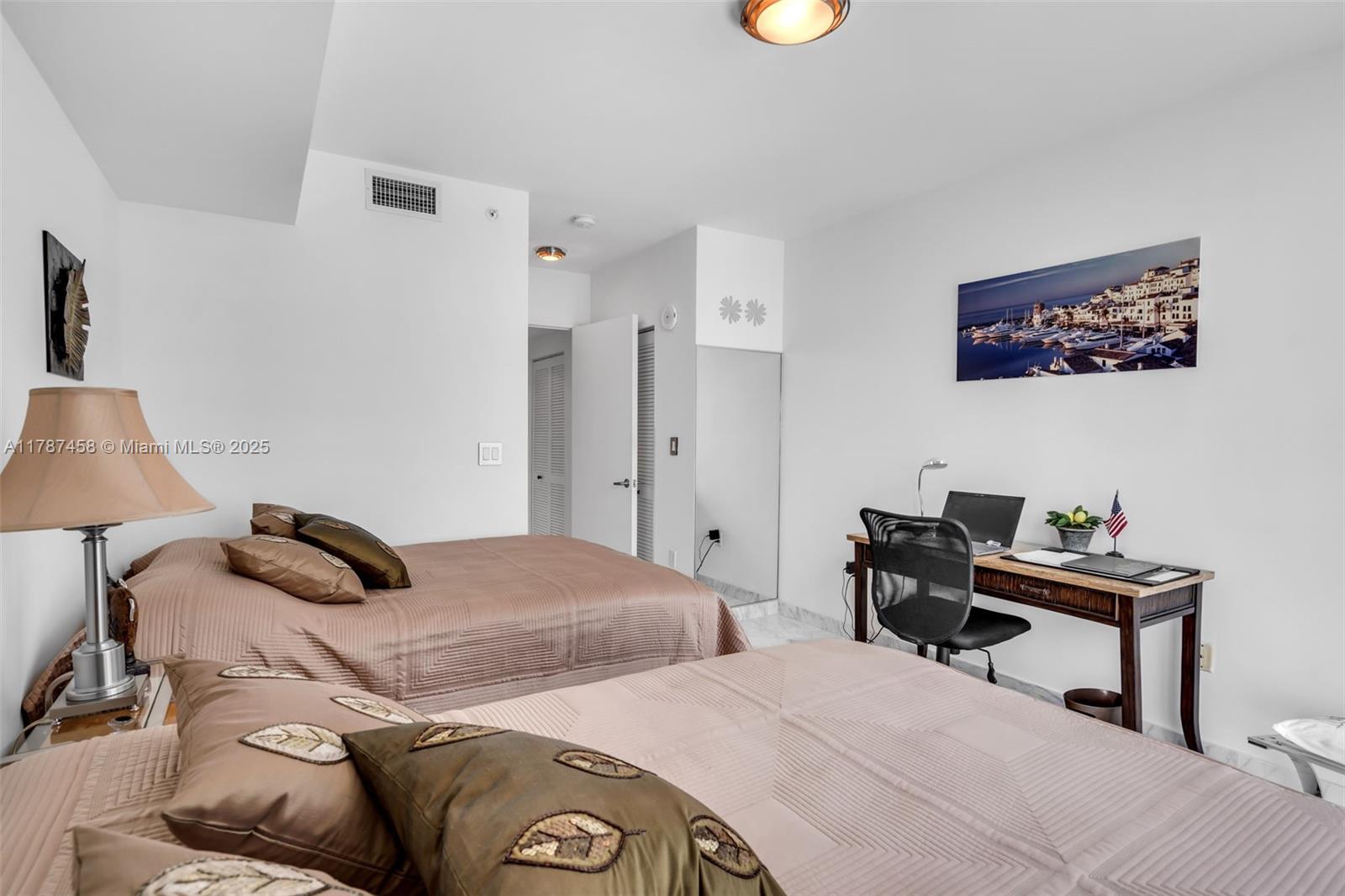 THE BRIDGEWATER CONDO - Residential