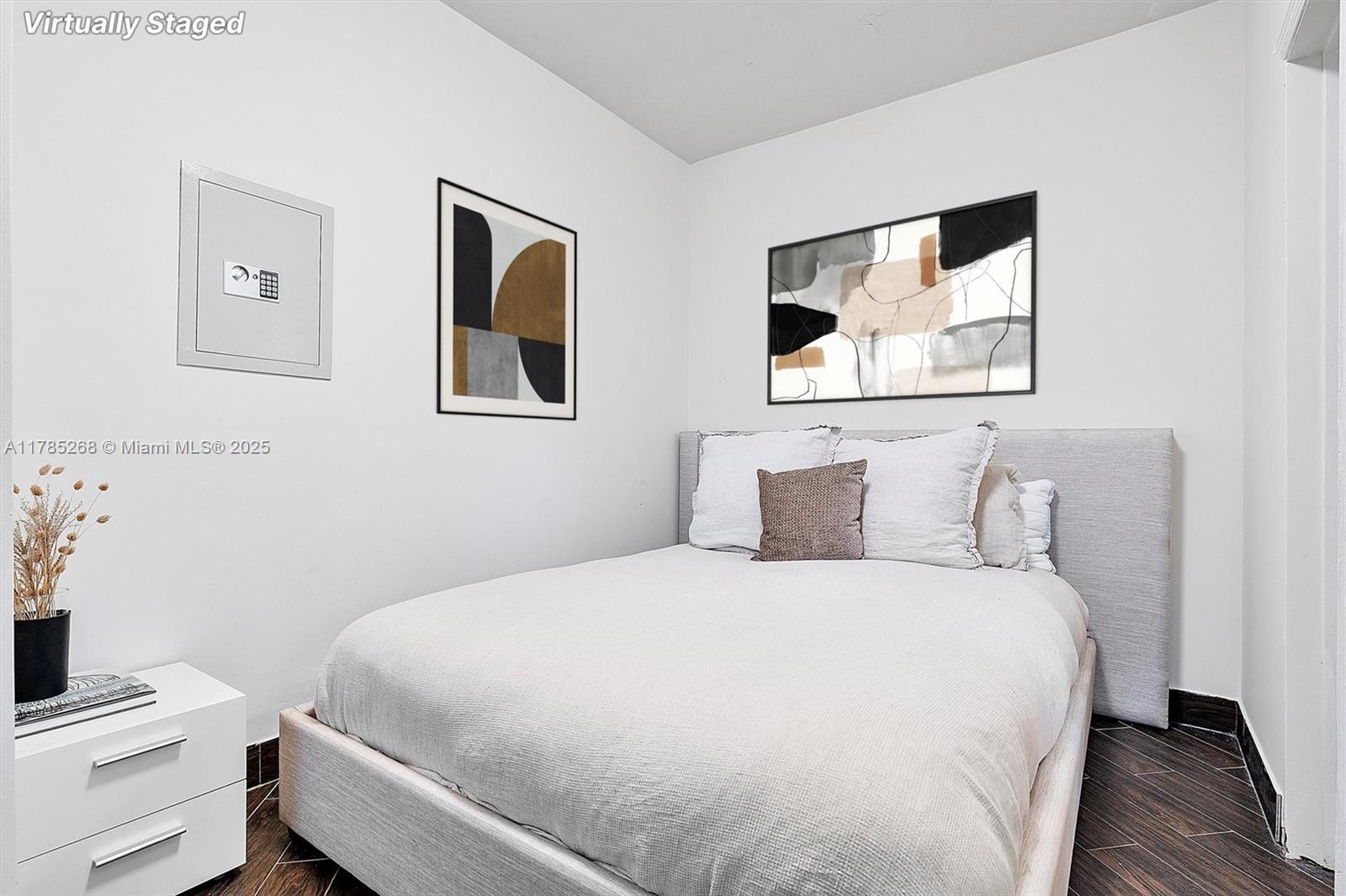 ENCLAVE ON SOUTH BEACH - Residential