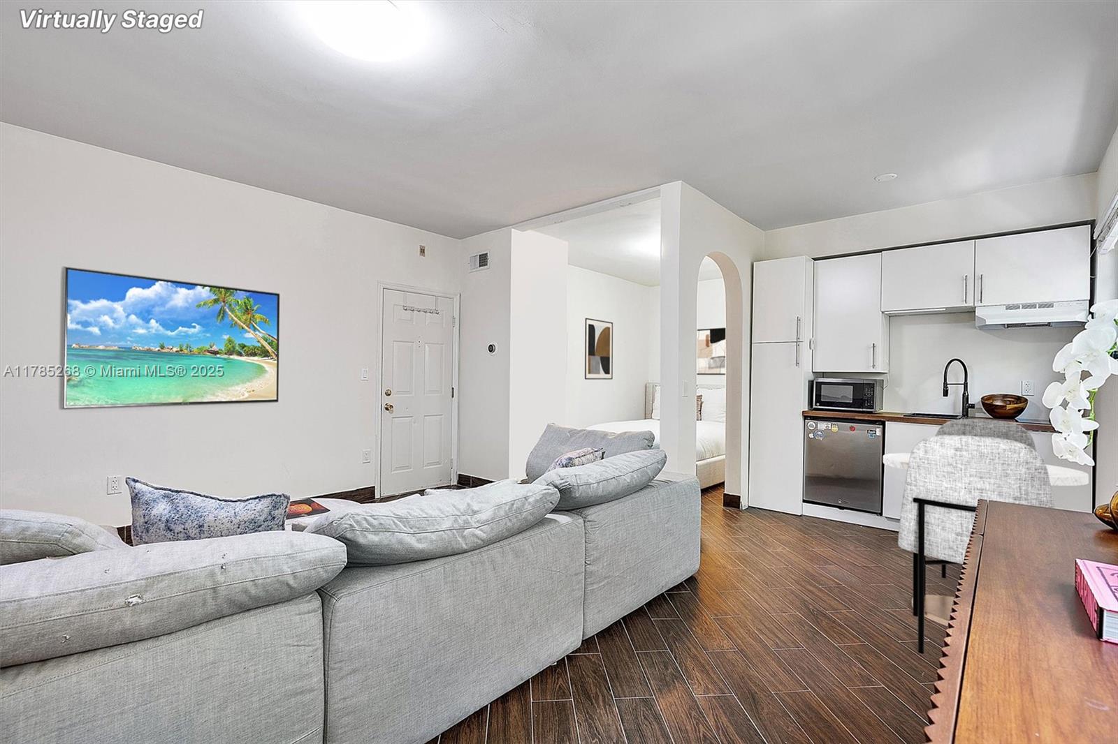 ENCLAVE ON SOUTH BEACH - Residential