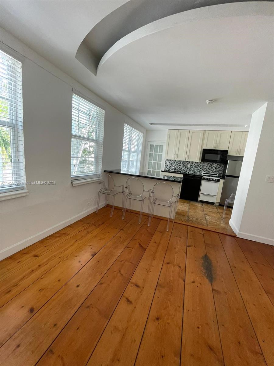 LINCOLN SUB - Residential Lease