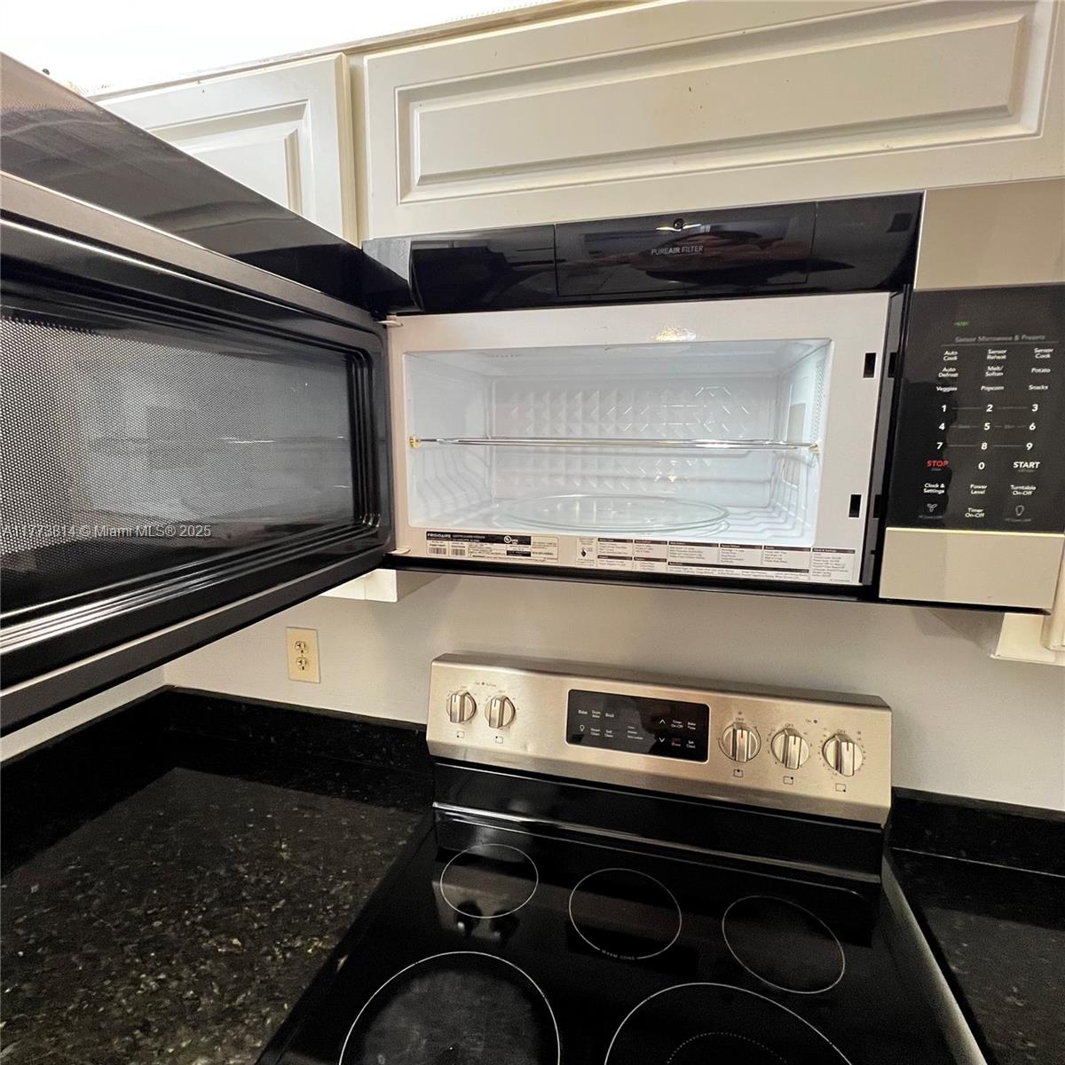 ISLE OF SANDALFOOT CONDO - Residential