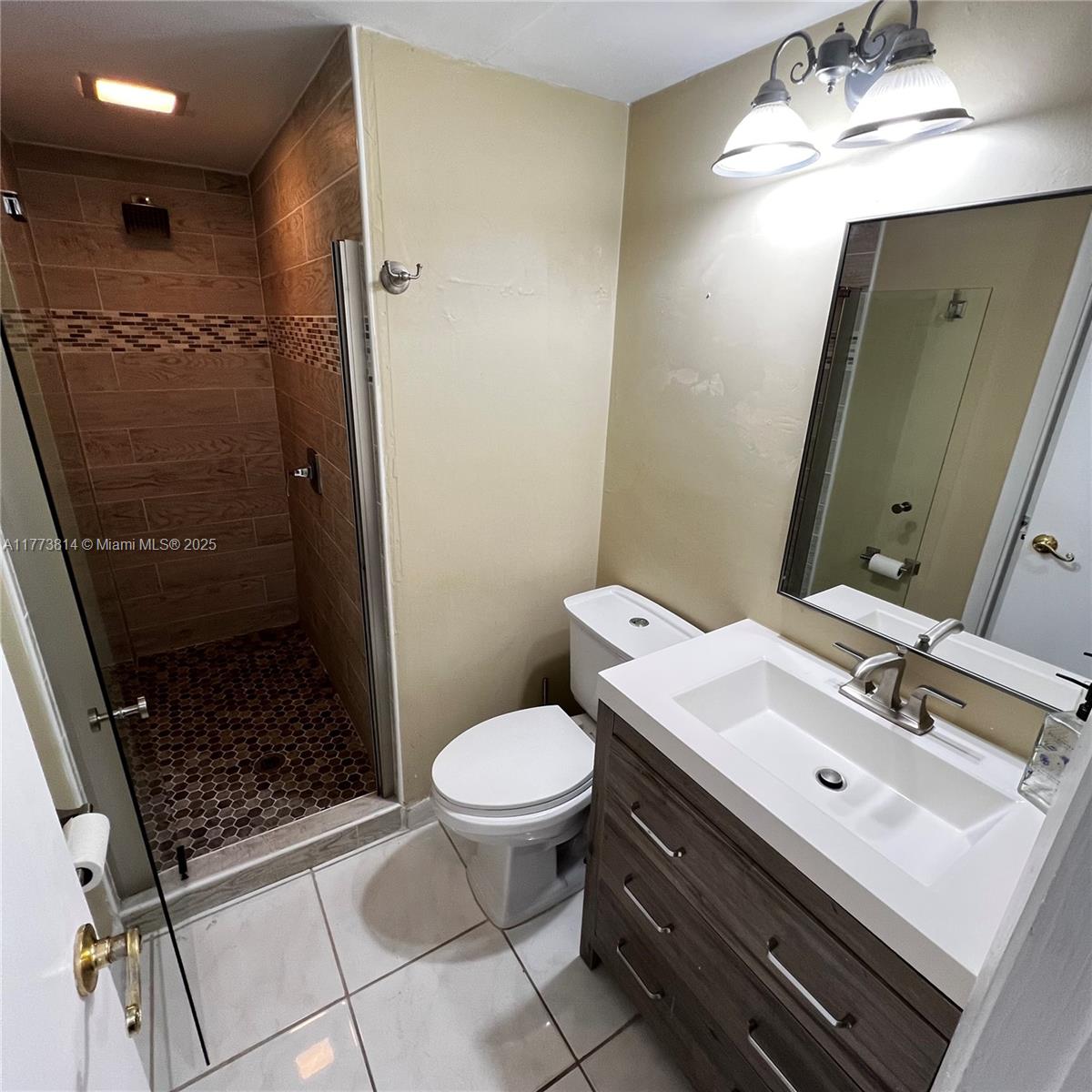 ISLE OF SANDALFOOT CONDO - Residential