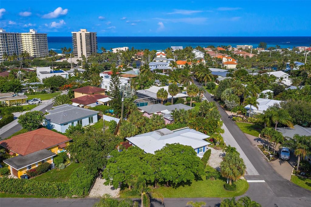 Photo of 461 Jupiter Ln, Juno Beach, FL 33408 (MLS # A11534165)