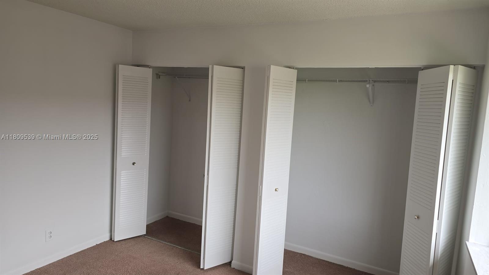 QUAIL HOLLOW CONDO - Residential Lease