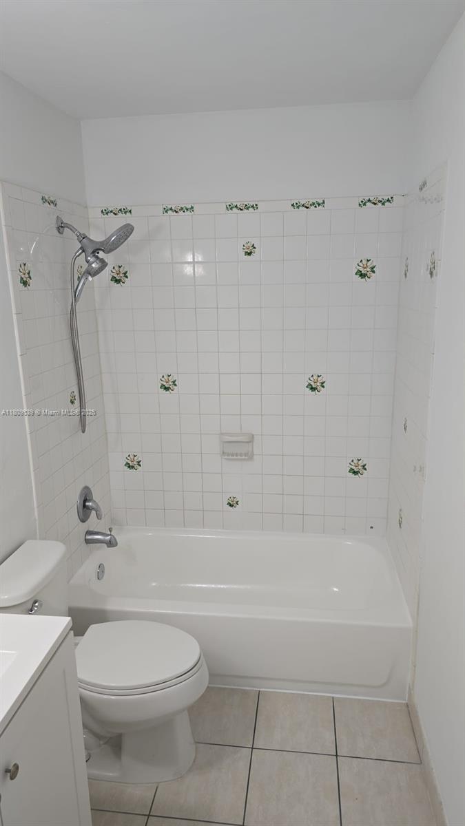 QUAIL HOLLOW CONDO - Residential Lease