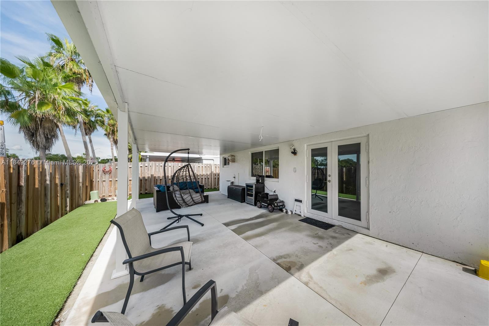 COUNTRY LAKE HOMES 1ST AD - Residential