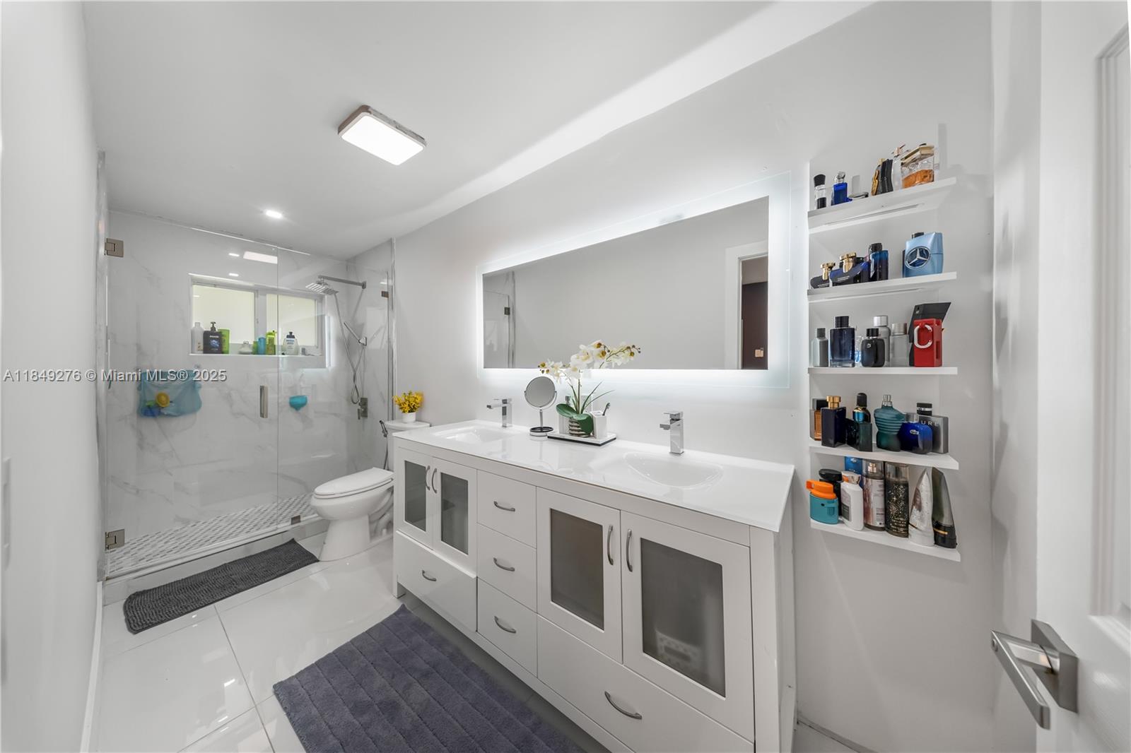 COUNTRY LAKE HOMES 1ST AD - Residential