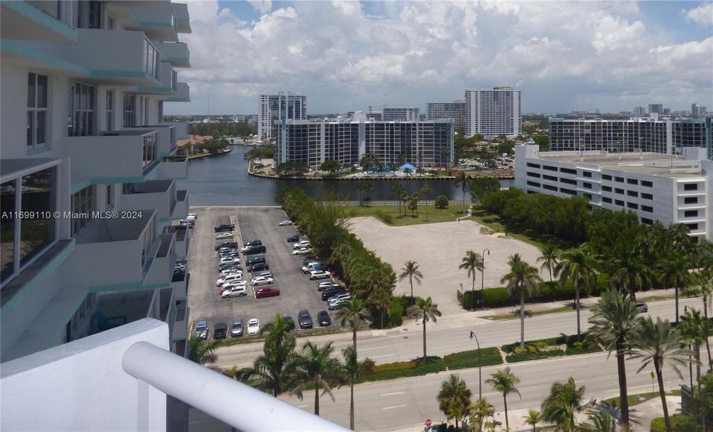 Photo of 3725 S Ocean Dr #1419, Hollywood, FL 33019 (MLS # A11699110)