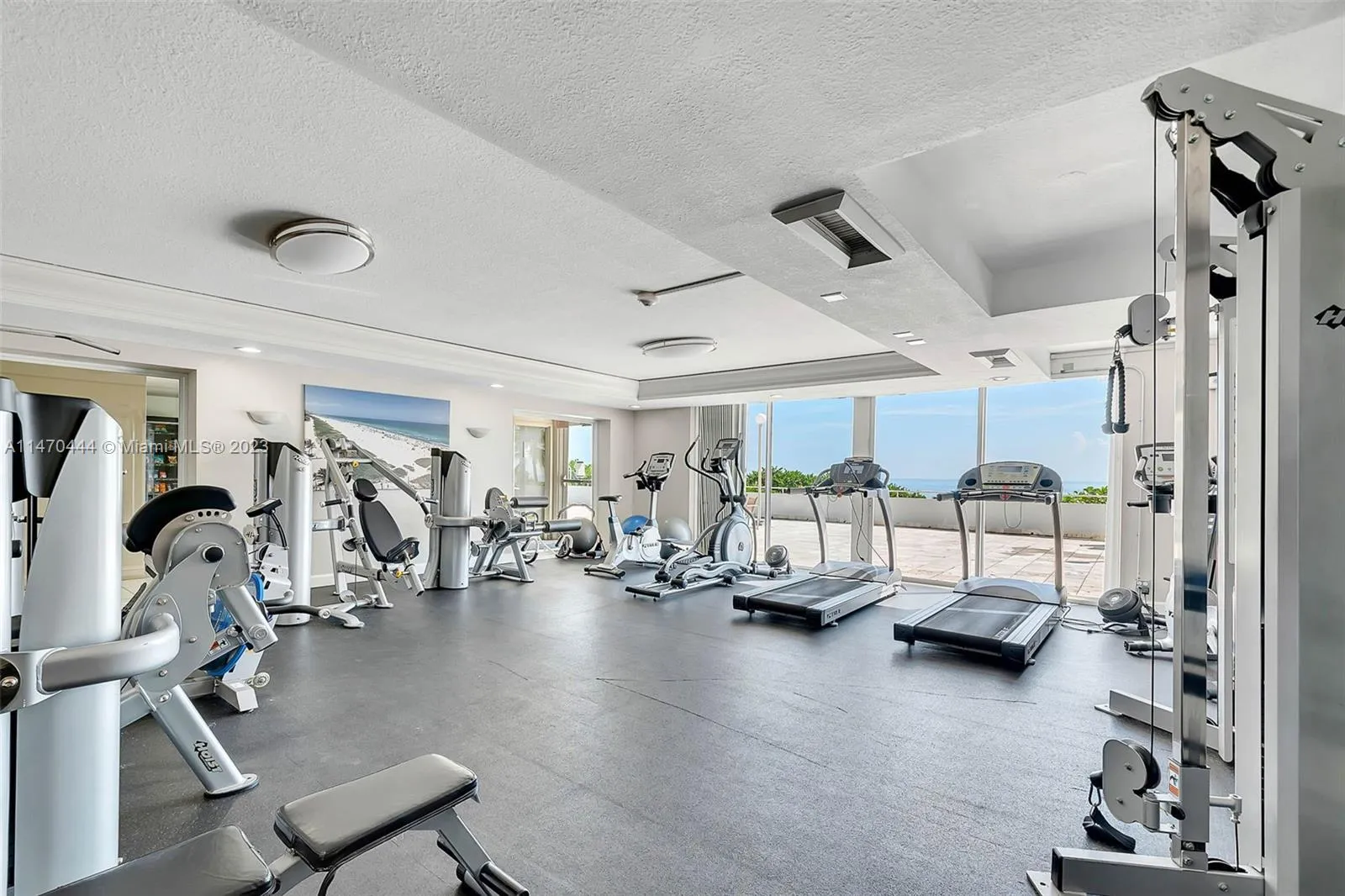 Miami Beach, Florida 33139, United States, 1 Bedroom Bedrooms, ,1 BathroomBathrooms,Residential,Active,69609