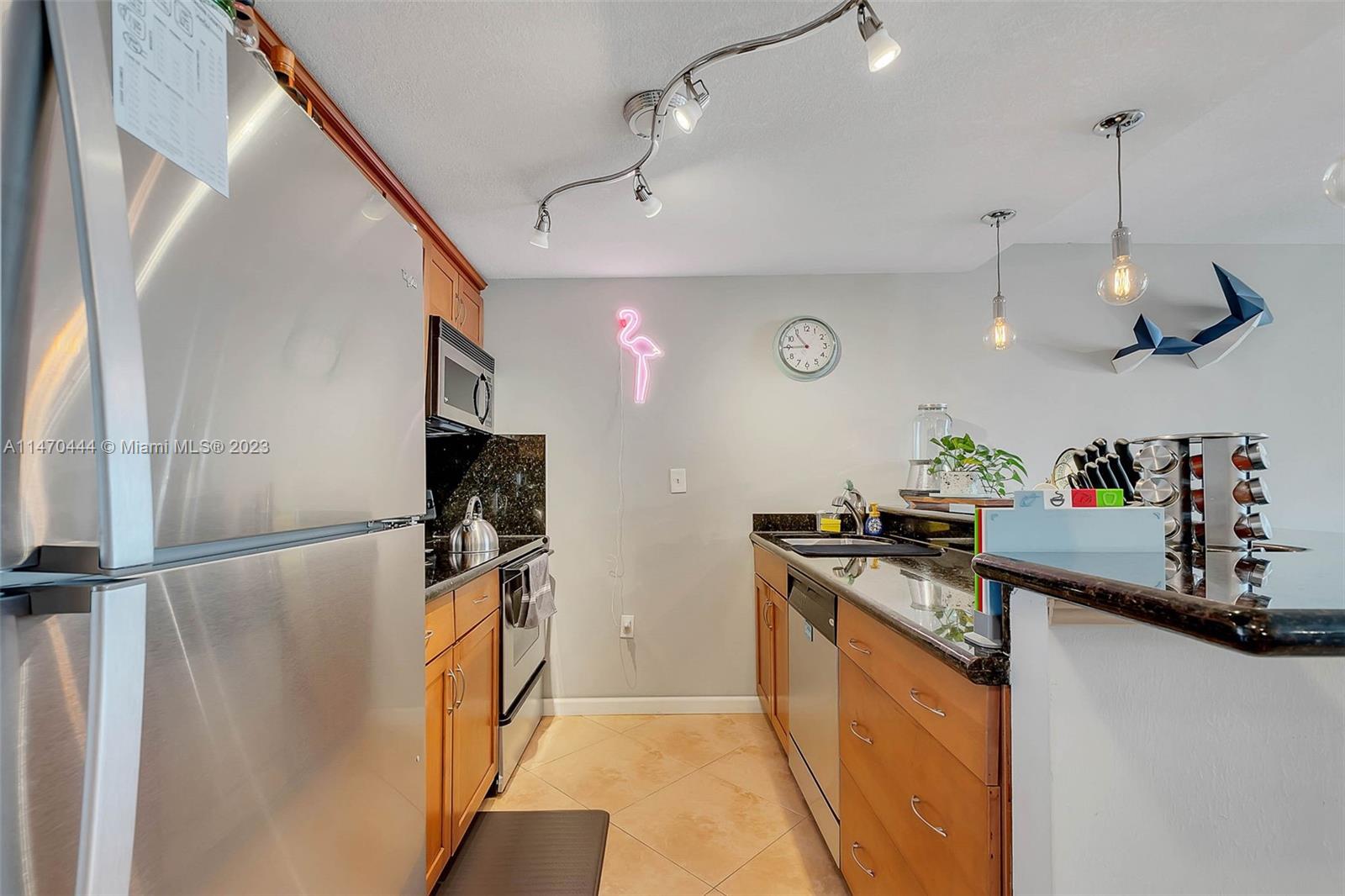 ROYAL ATLANTIC CONDO - Residential