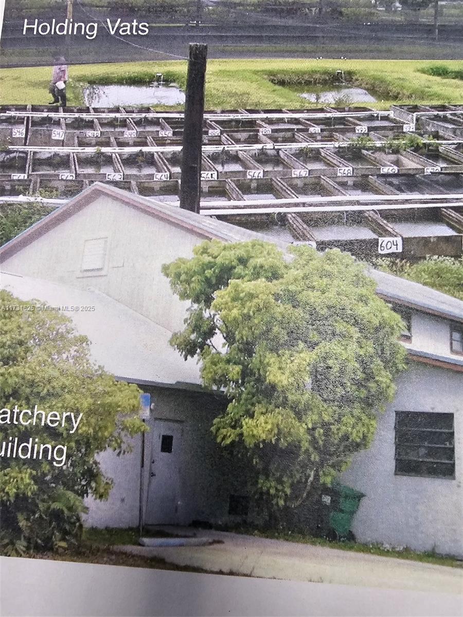 BUSINESS PLUS TURN-KEY - Land