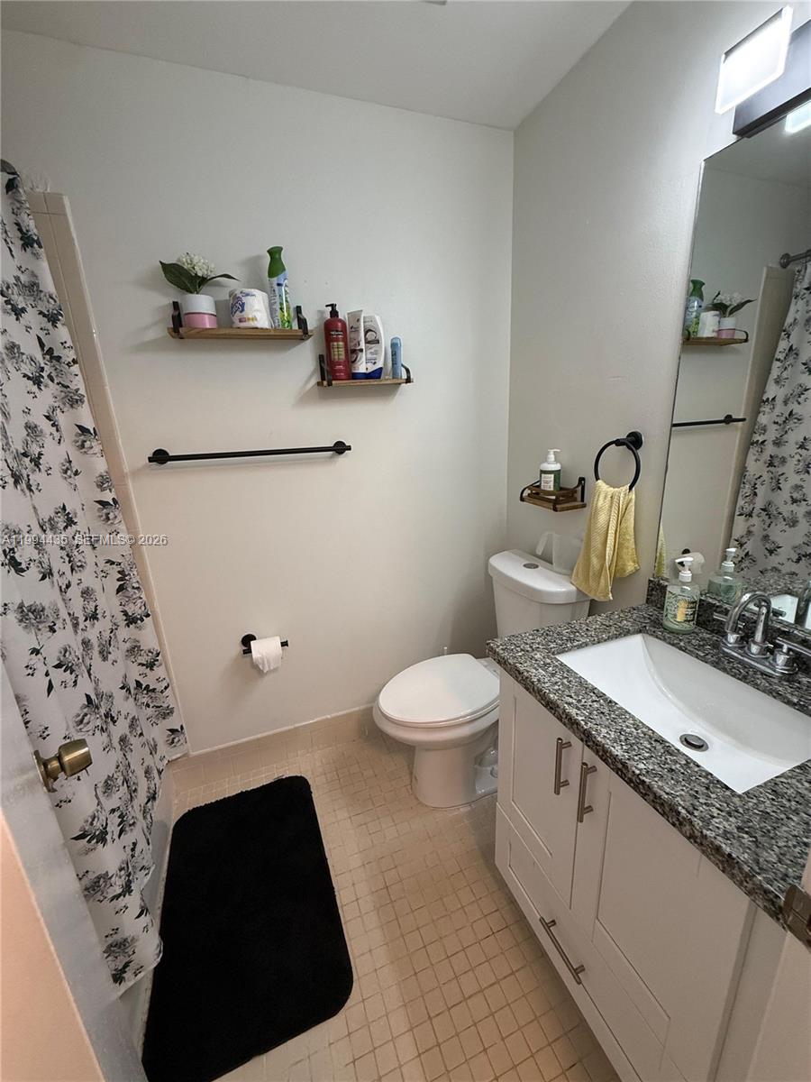 DEERWOOD TOWNHOMES - Residential