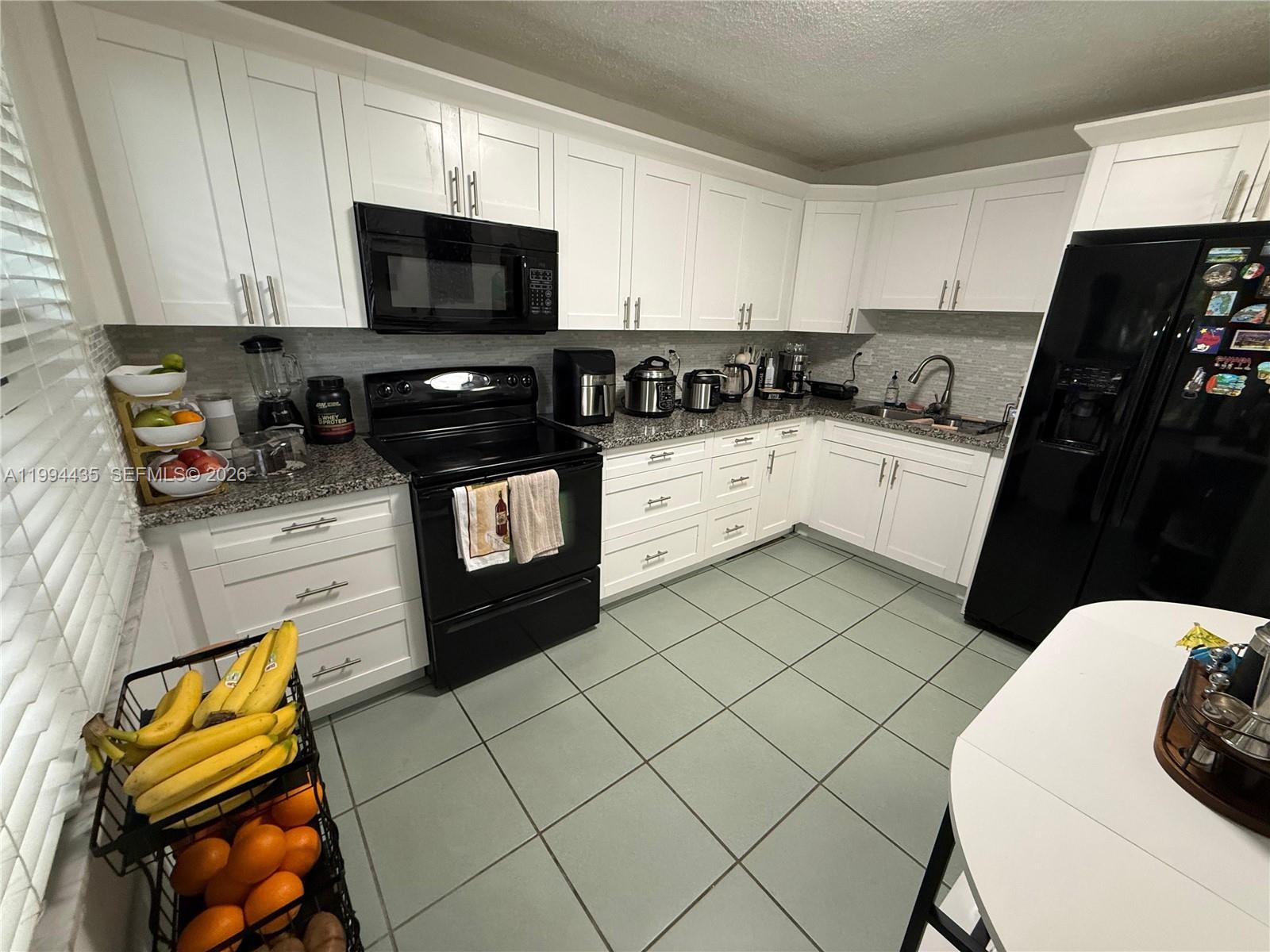 DEERWOOD TOWNHOMES - Residential