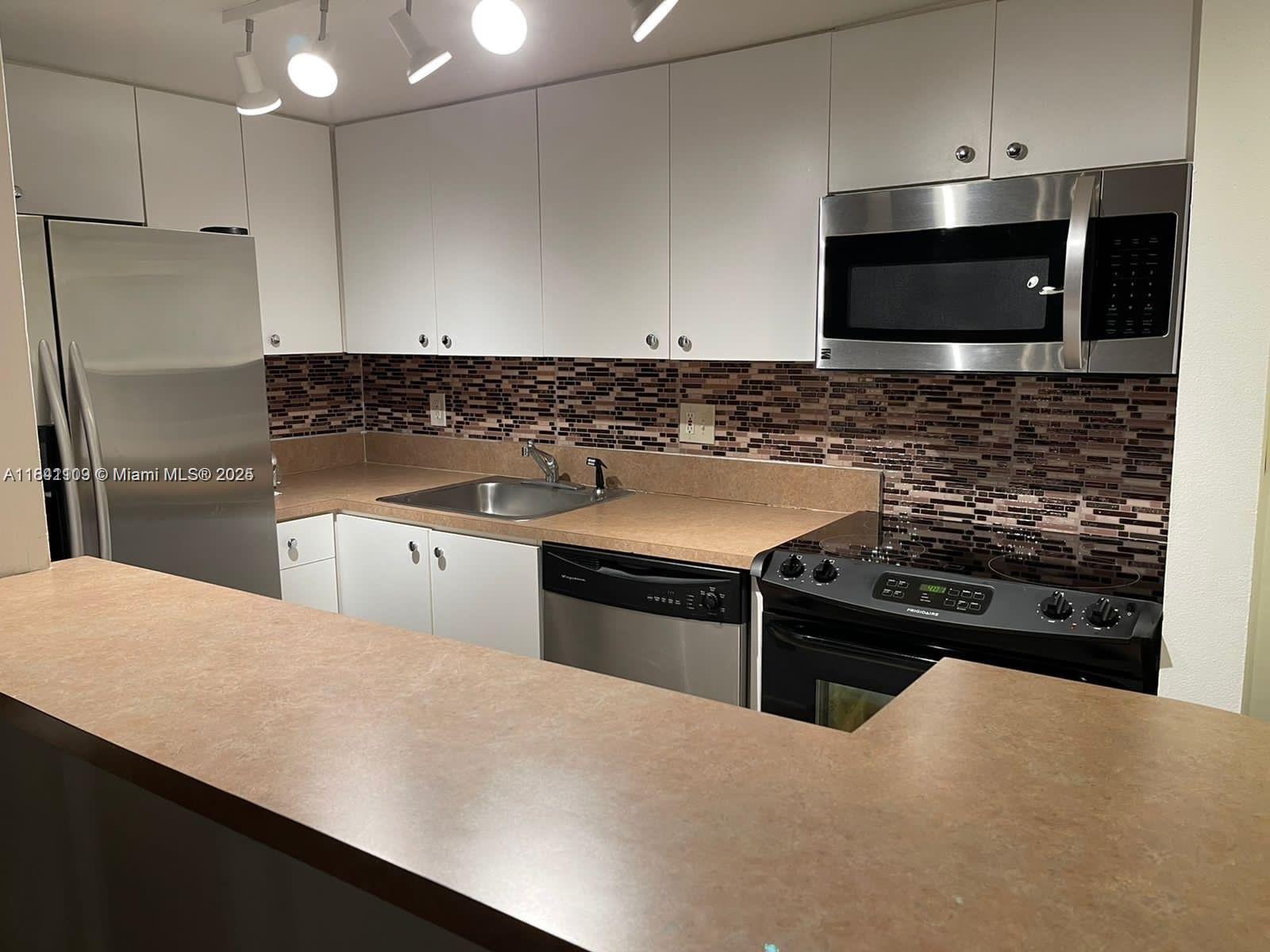 770 Claughton Island Dr 2107