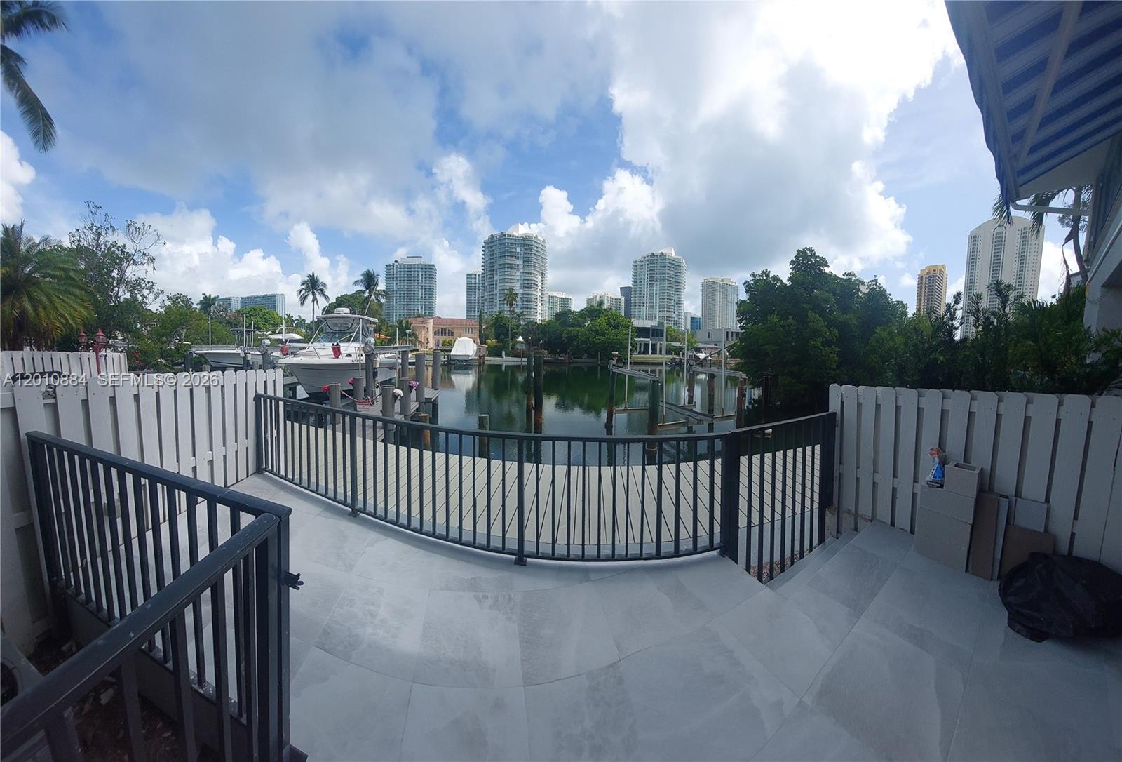 255 S Poinciana Dr 605