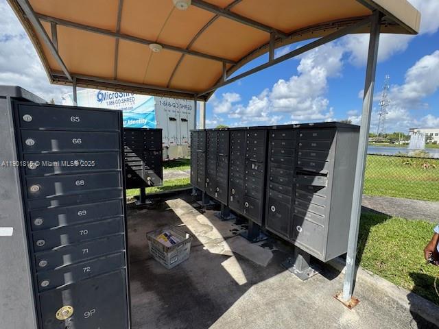 10380 W State Road 84