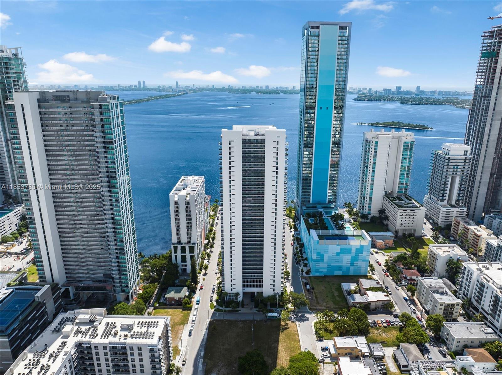 BAY HOUSE MIAMI CONDO - Residential