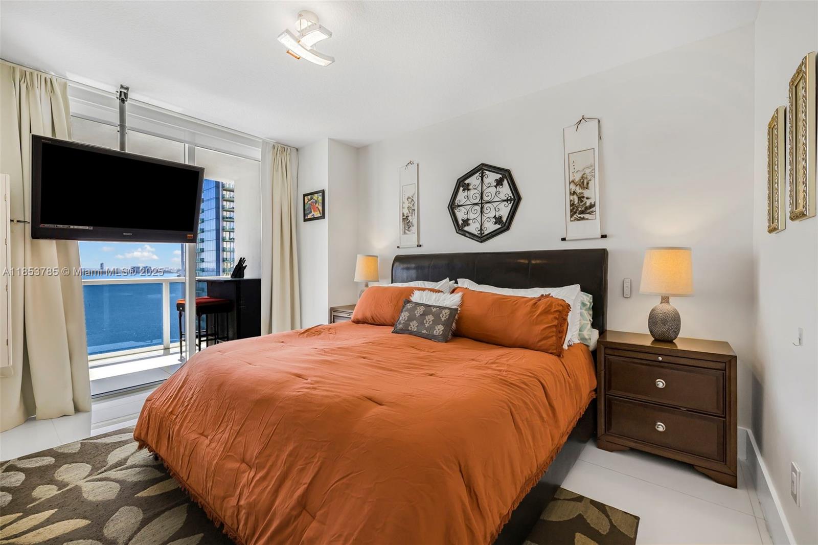 BAY HOUSE MIAMI CONDO - Residential