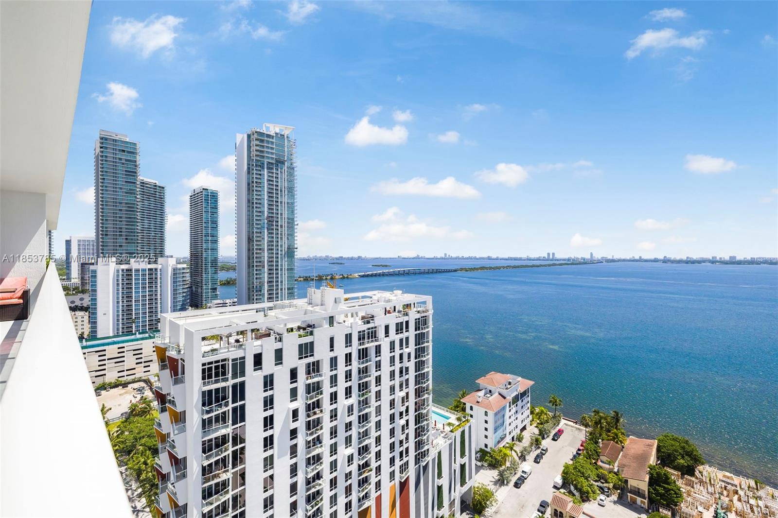 BAY HOUSE MIAMI CONDO - Residential