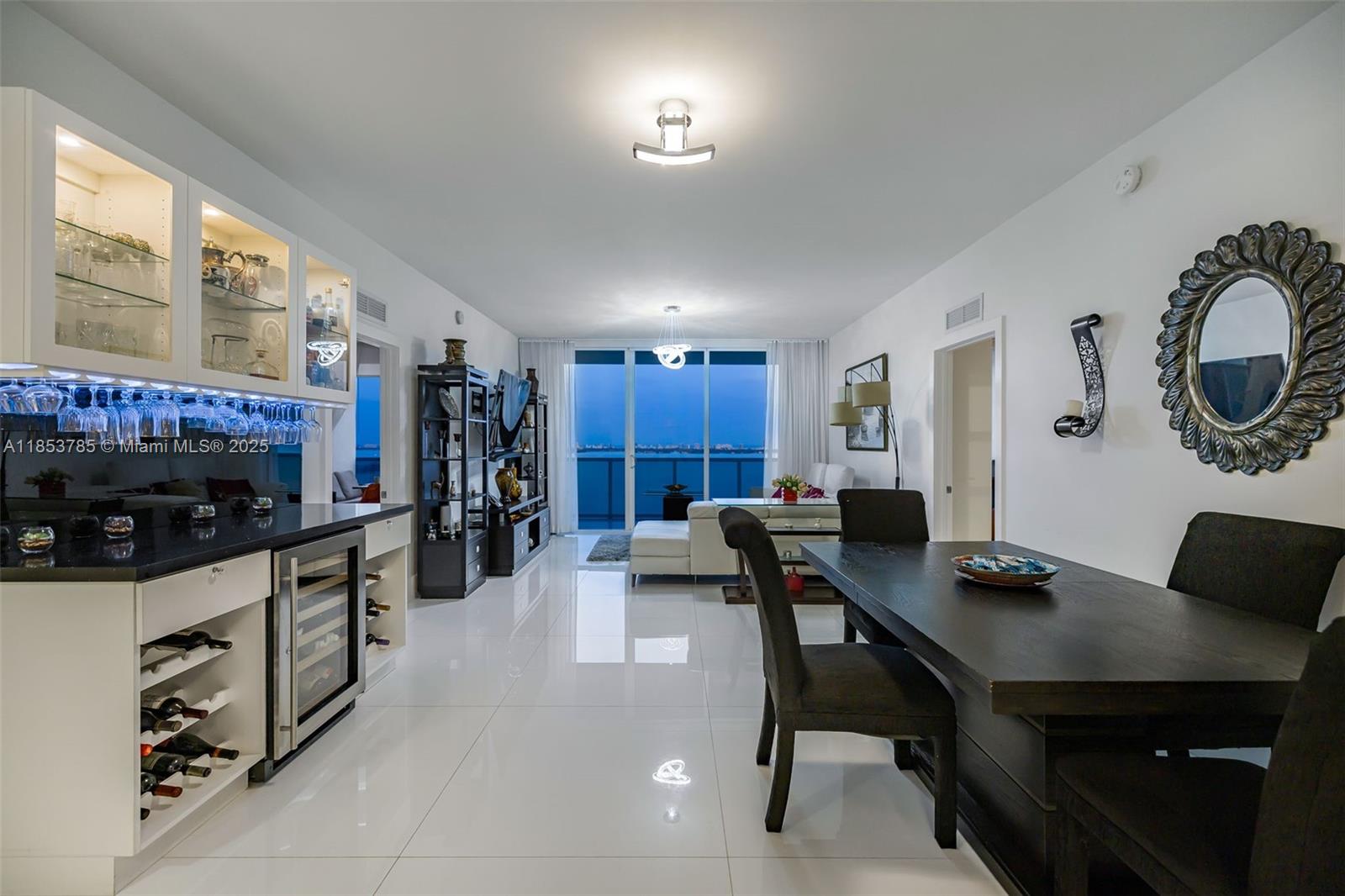 BAY HOUSE MIAMI CONDO - Residential