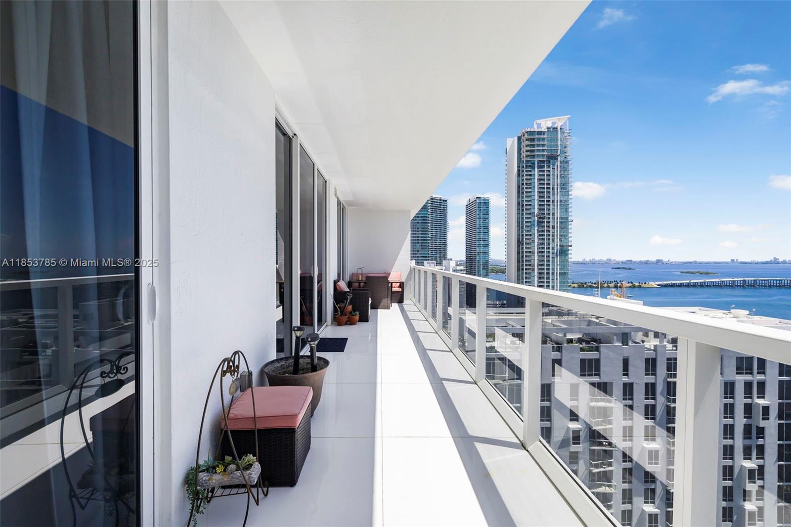 BAY HOUSE MIAMI CONDO - Residential