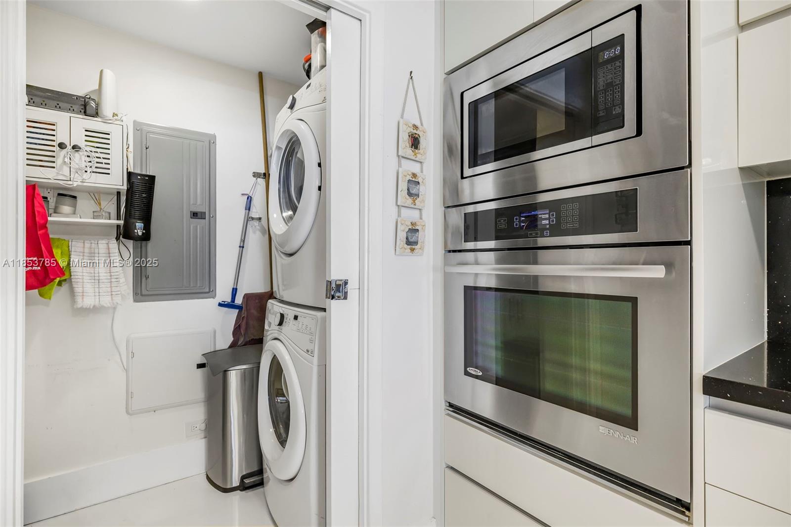 BAY HOUSE MIAMI CONDO - Residential