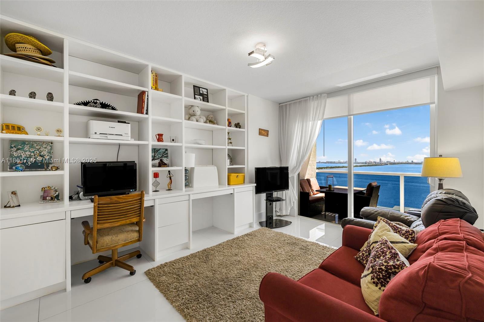 BAY HOUSE MIAMI CONDO - Residential