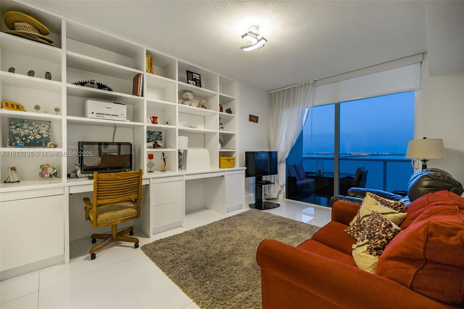 BAY HOUSE MIAMI CONDO - Residential