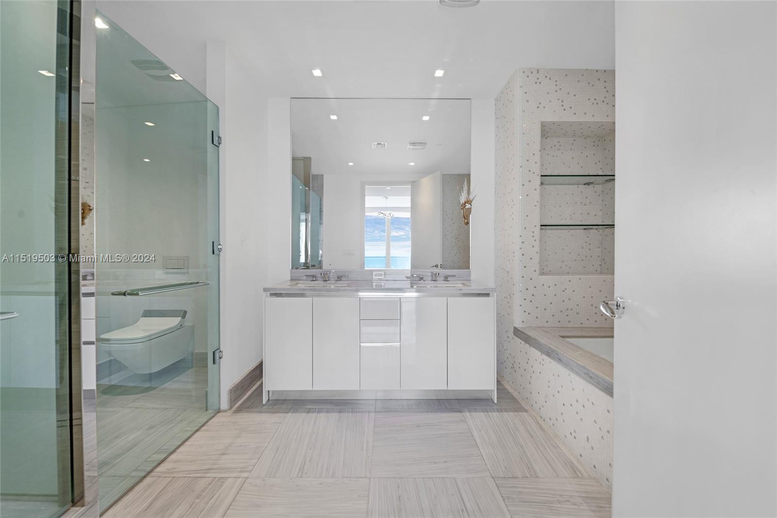 JADE SIGNATURE CONDO - Residential Lease