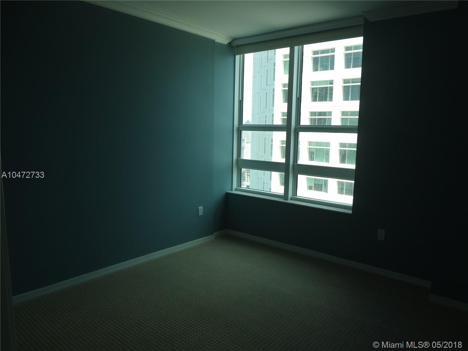 THE PLAZA 851 - Residential Lease