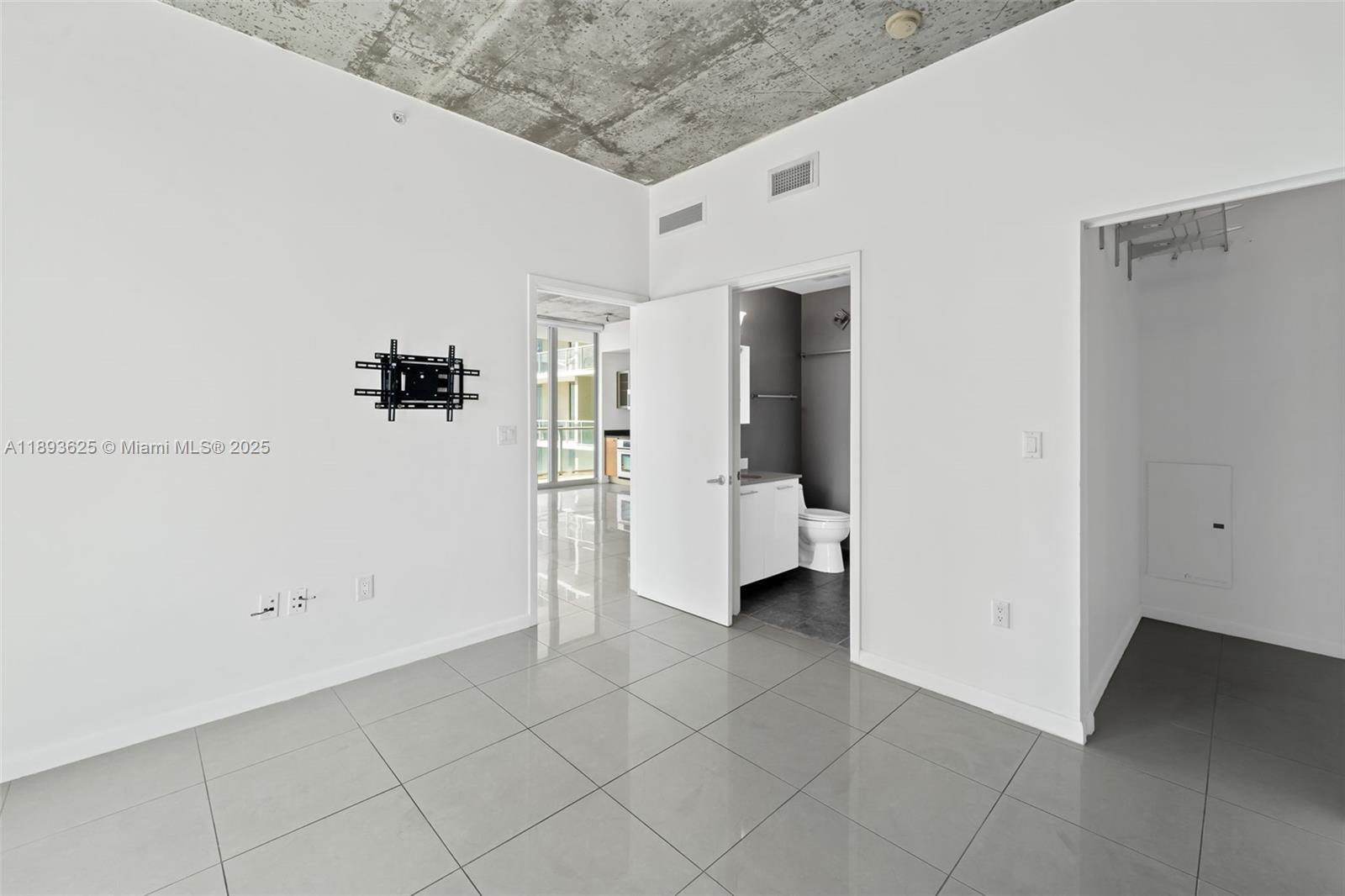 TWO MIDTOWN MIAMI CONDO - Residential Lease