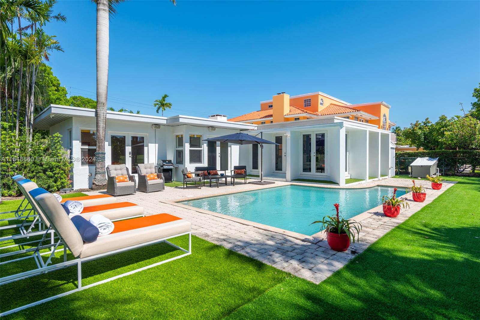 LA GORCE GOLF SUB - Residential