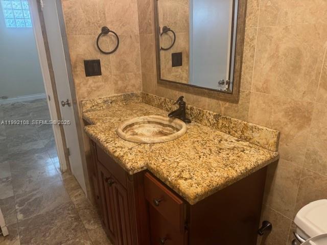 THE CARRIAGE HOUSE CONDO - Residential