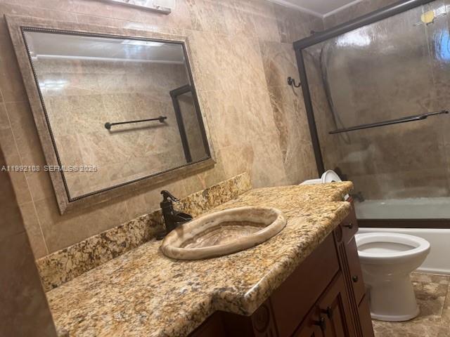 THE CARRIAGE HOUSE CONDO - Residential