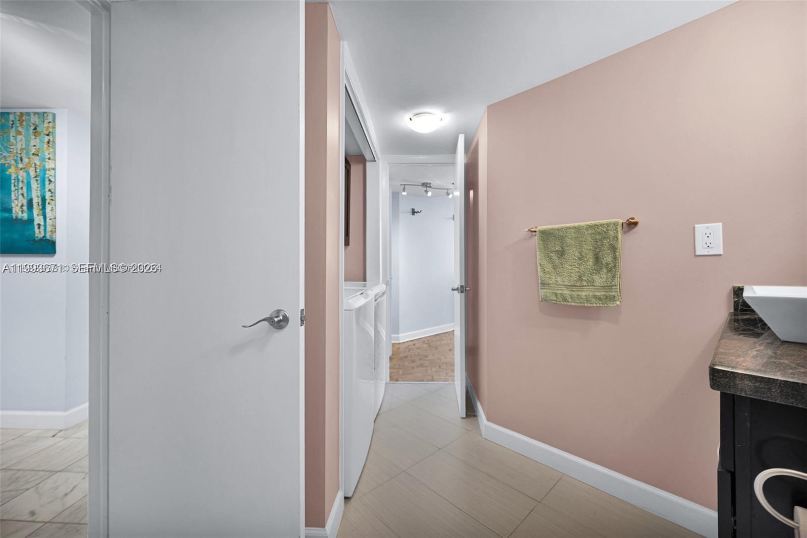 ANCHOR BAY CLUB CONDO - Residential Lease