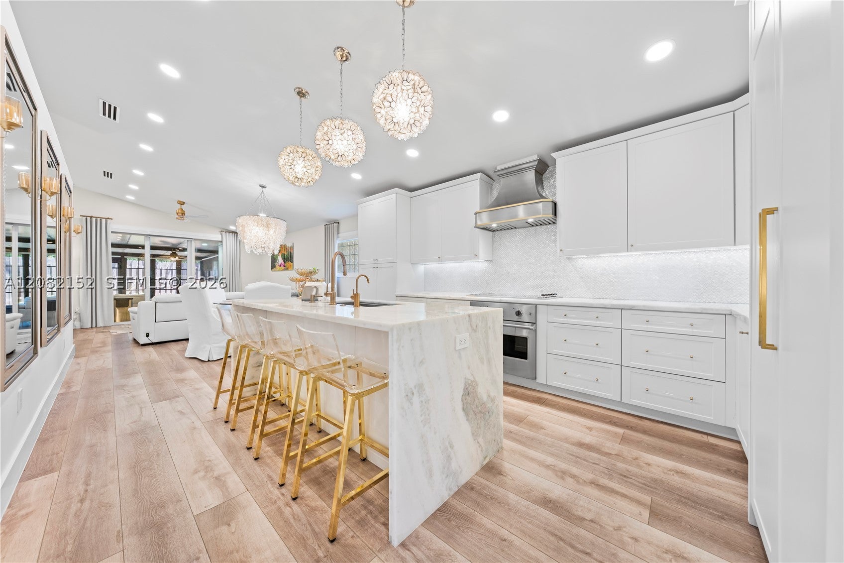 1077 NW 170th Ave
