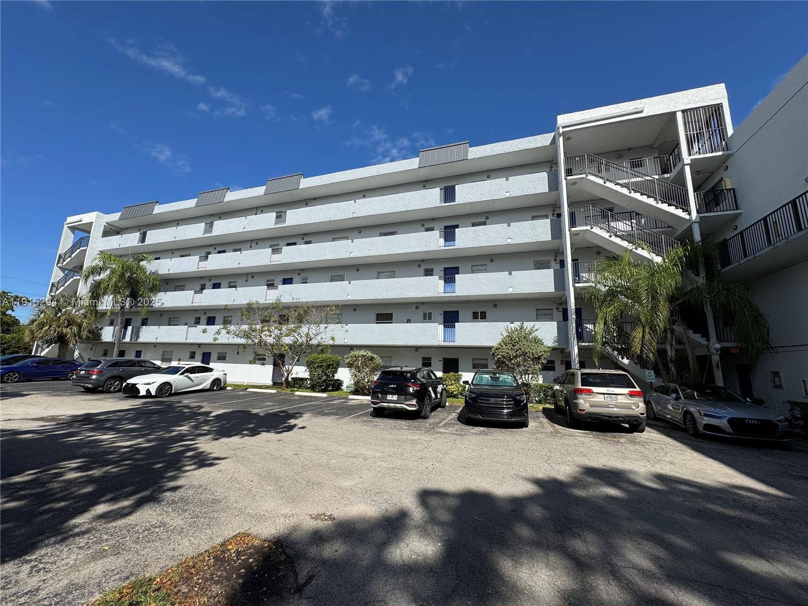 VILLAGE SQUARE CONDO - Residential Lease