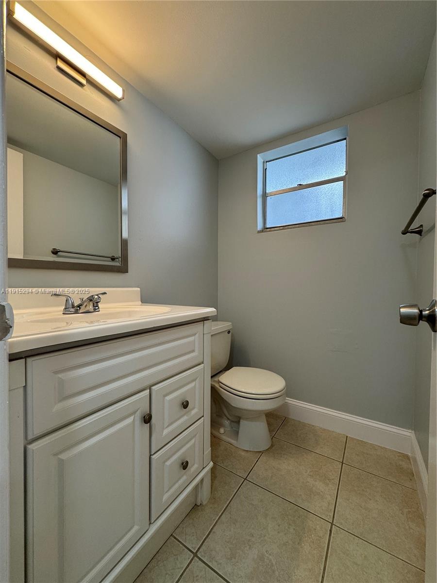 VILLAGE SQUARE CONDO - Residential Lease