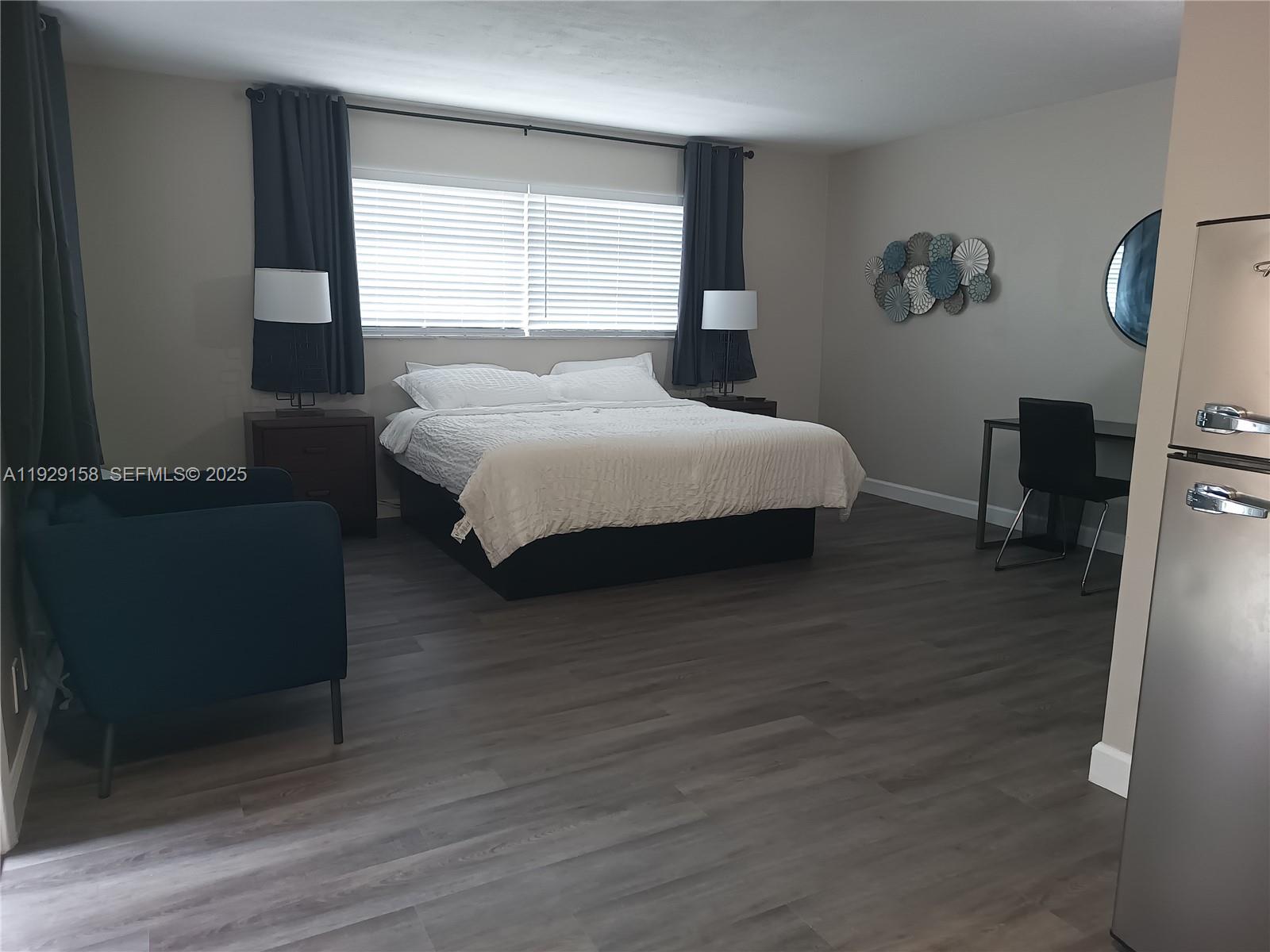 CROISSANT PARK - Residential Lease