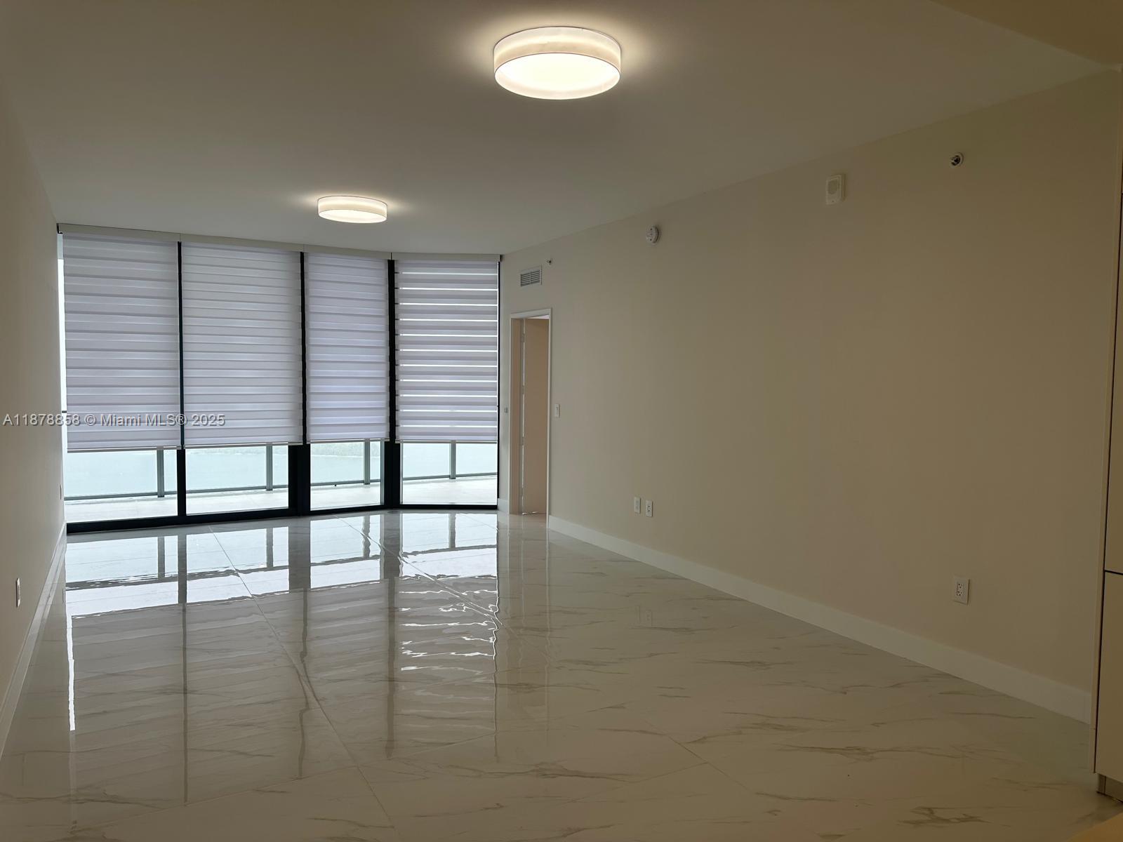 ARIA RESERVE MIAMI - Residential Lease
