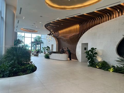700 NE 24th Street 2605 Miami FL 33137