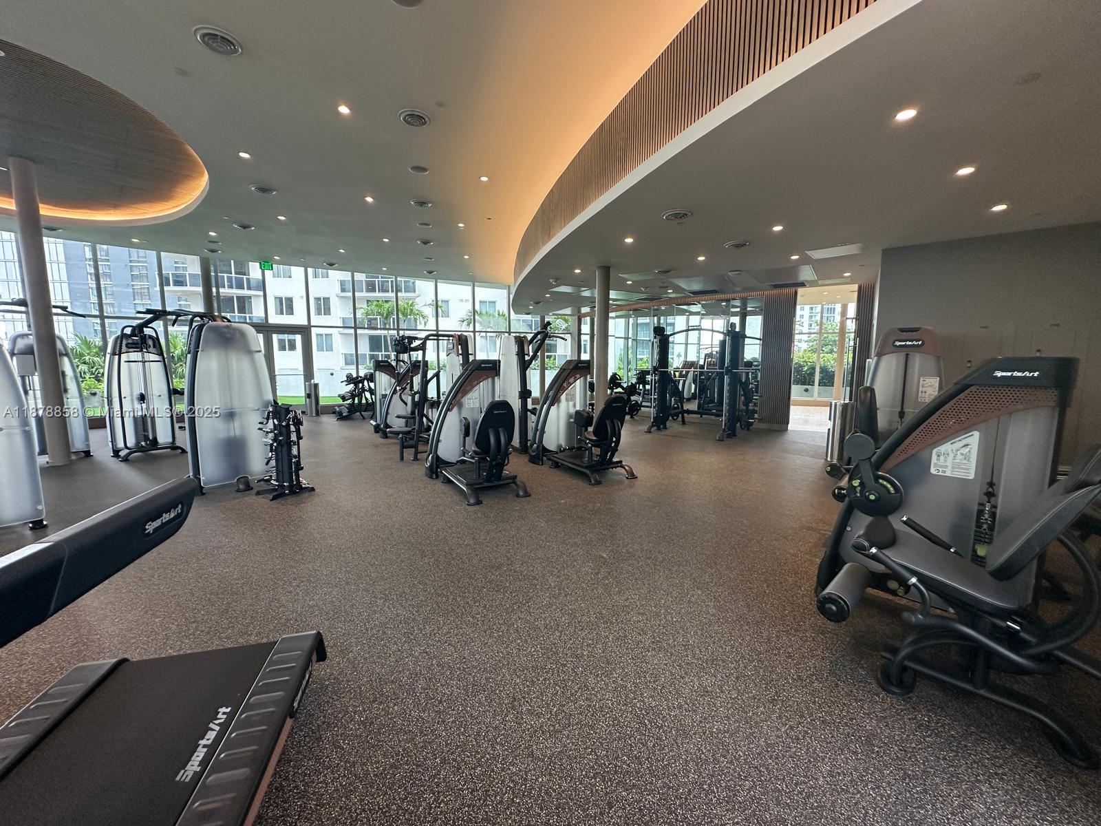 ARIA RESERVE MIAMI - Residential Lease