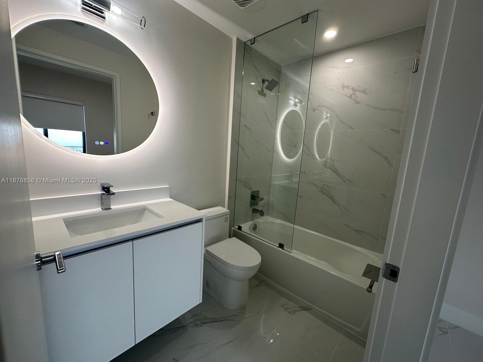 ARIA RESERVE MIAMI - Residential Lease