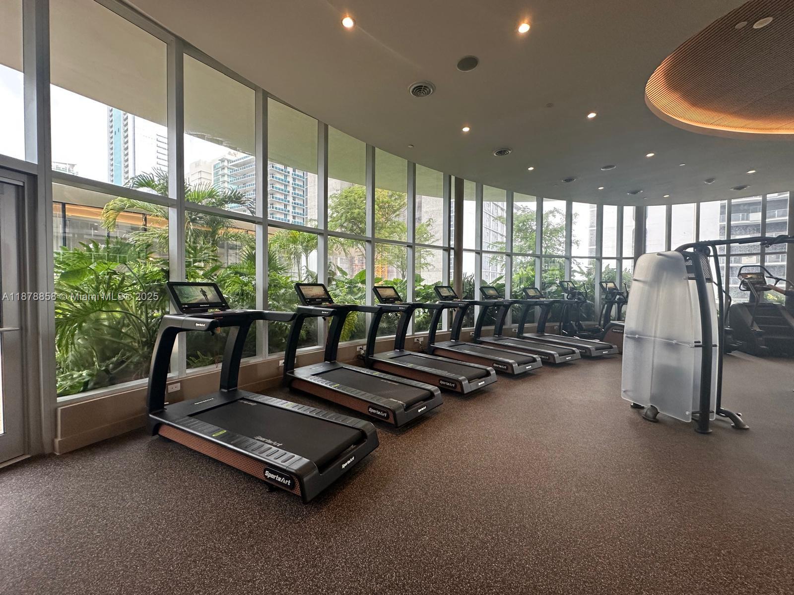 ARIA RESERVE MIAMI - Residential Lease