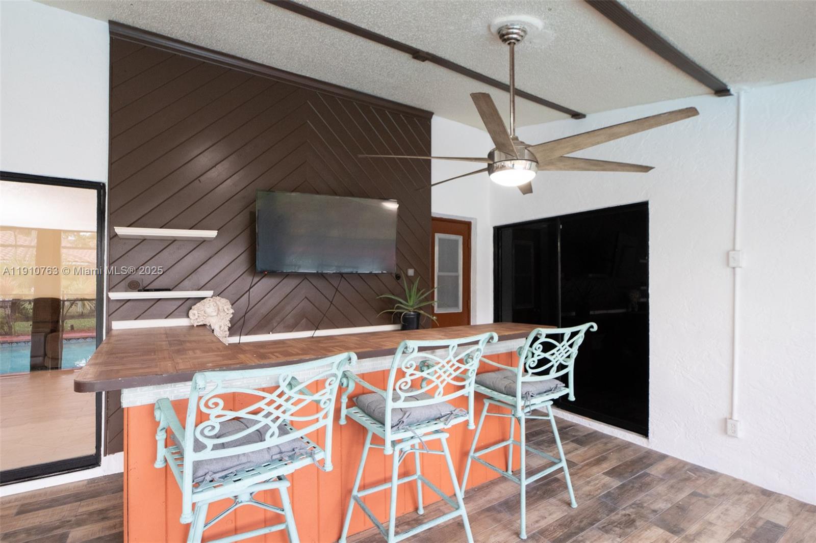 CYPRESS GLEN - Residential