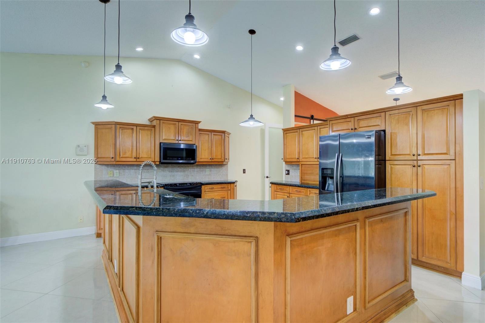 CYPRESS GLEN - Residential